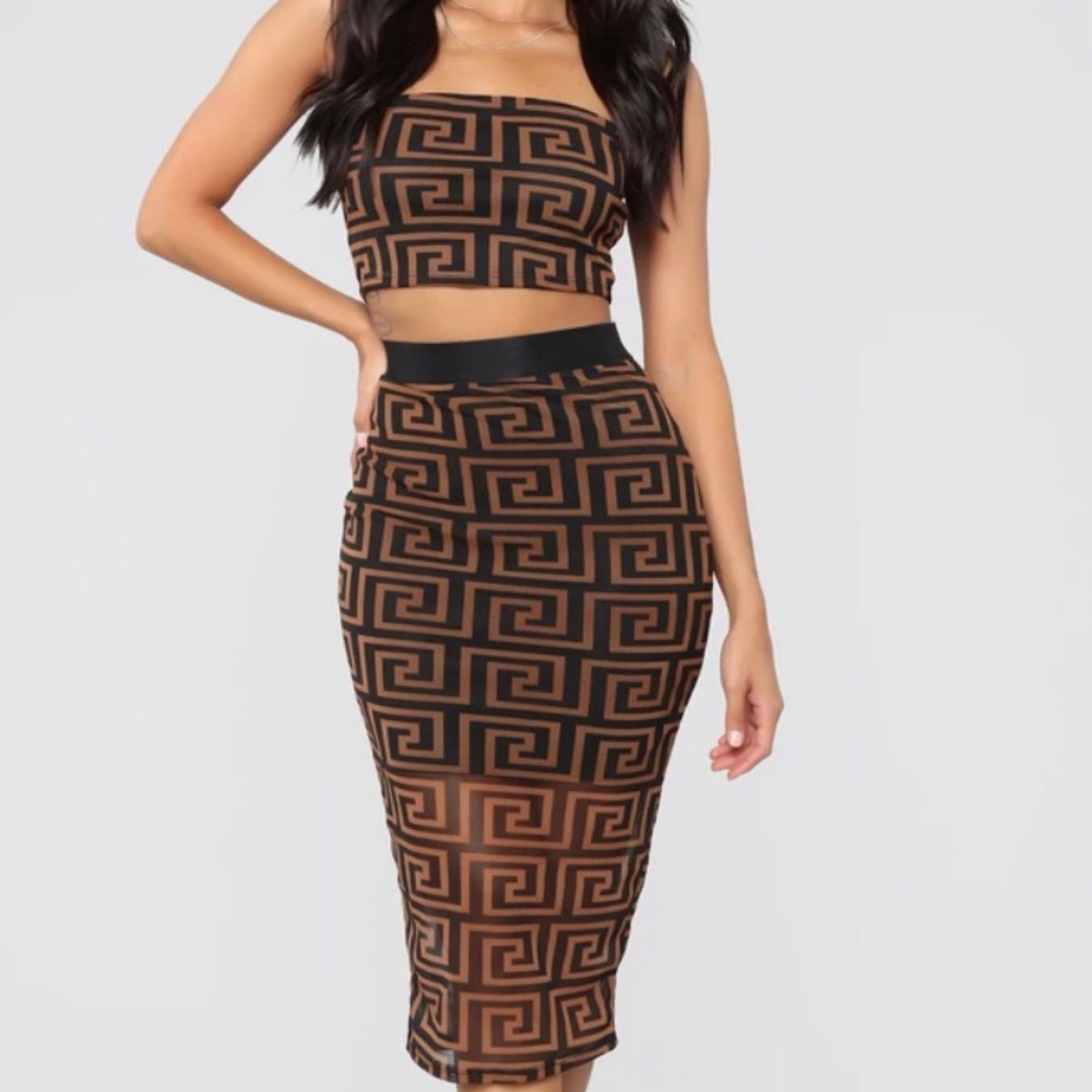 FASHION NOVA STATUS UPDATE SET